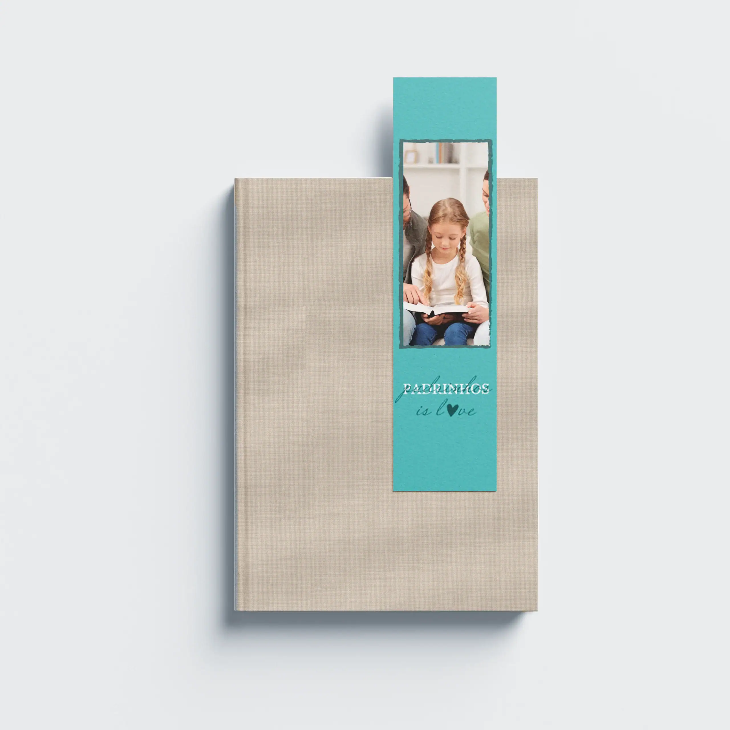 MarcadorIsLove_02 Capa de livro personalizada com foto de família e mensagem de amor para pais e avós.