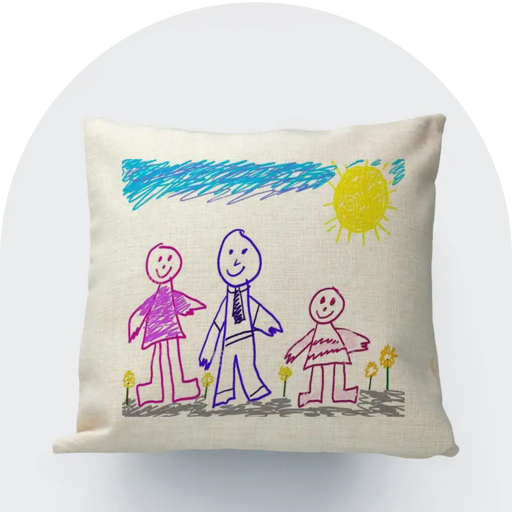 Desenho de almofada com crianças e sol pintados à mão, artigo decorativo infantil alegre.